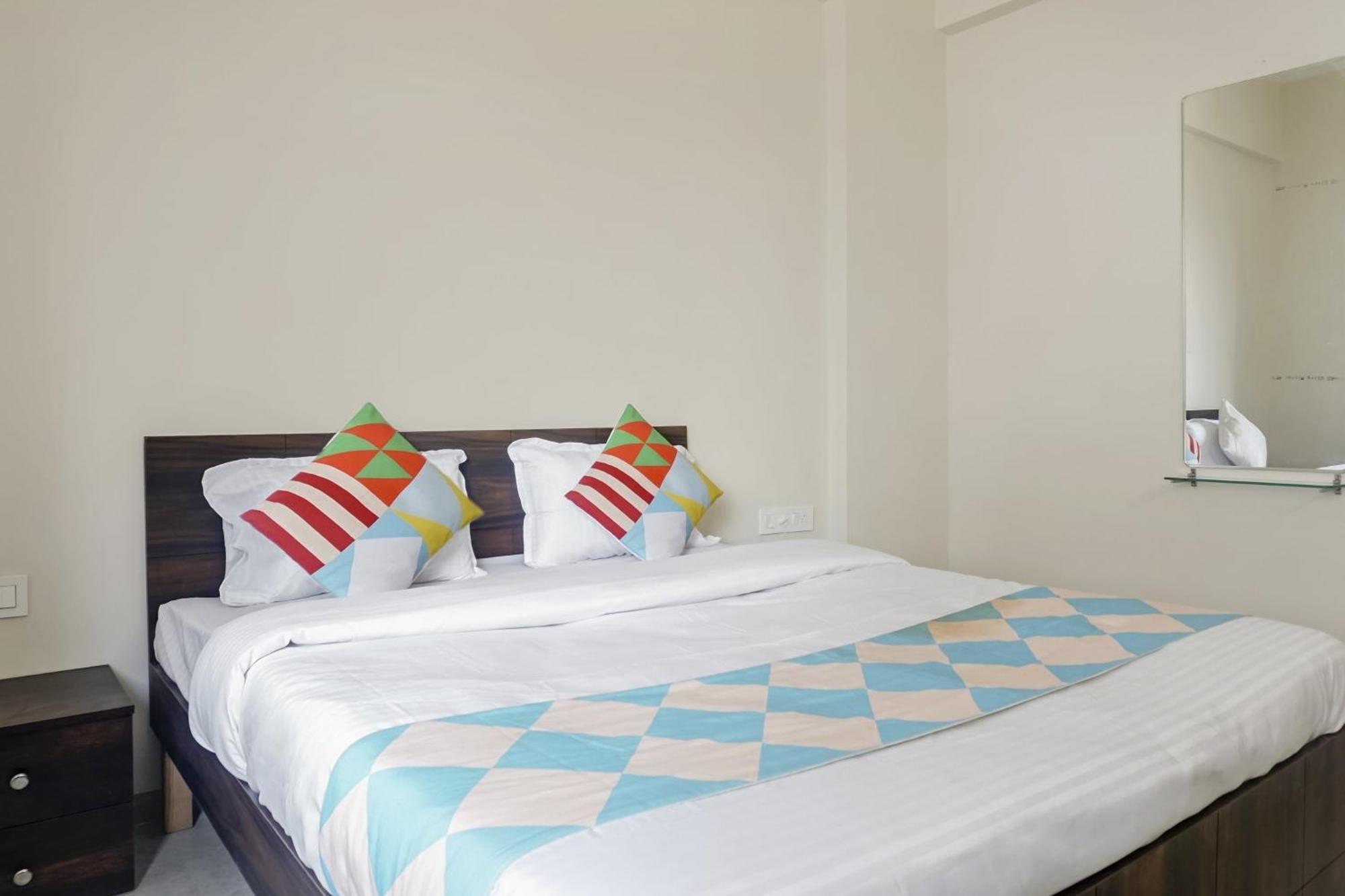 Hotel O Home Elegant Prime Ville Chinchvad Экстерьер фото