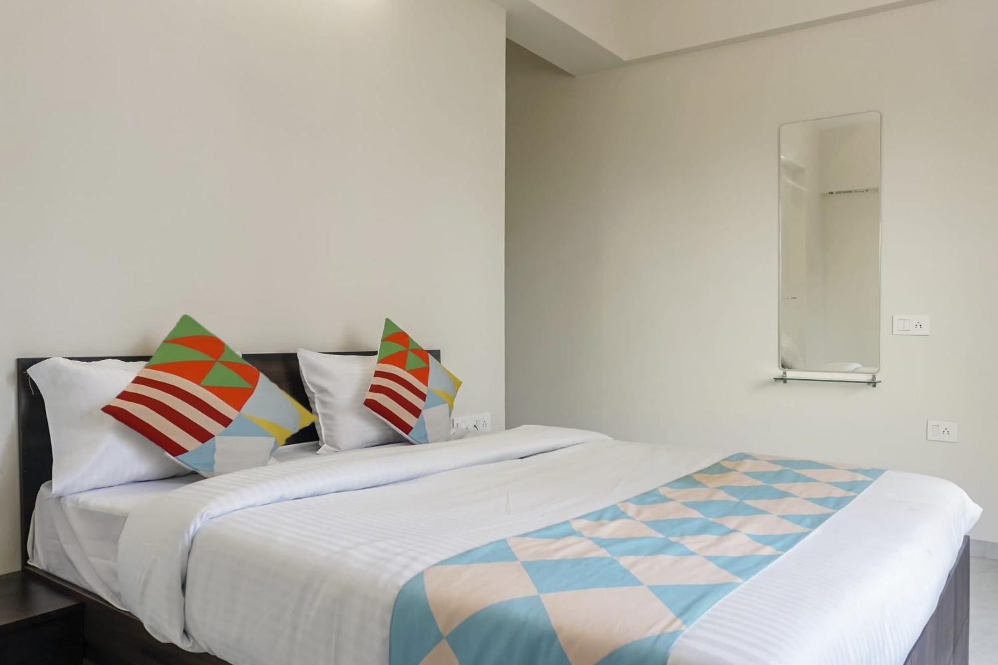 Hotel O Home Elegant Prime Ville Chinchvad Экстерьер фото